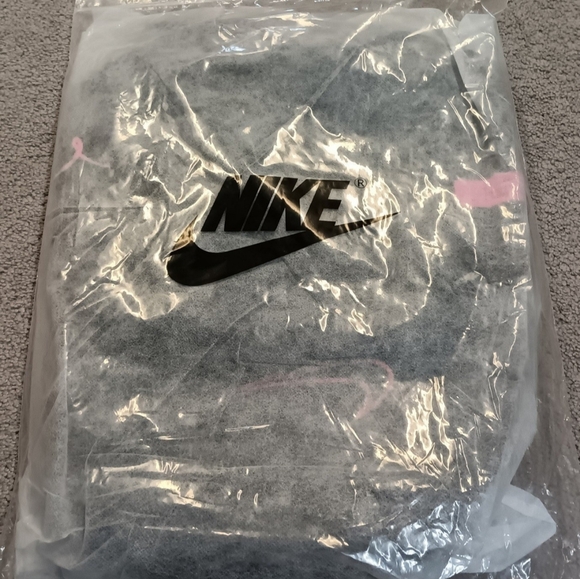 ‼️SOLD OUT‼️ - Picture 6 of 6